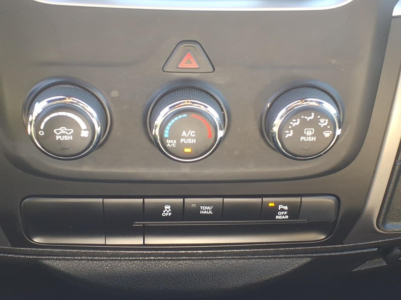 2024 RAM 1500 Classic Warlock Crew Cab 4x4 5'7' Box