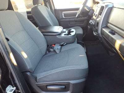 2024 RAM 1500 Classic Warlock Crew Cab 4x4 5'7' Box