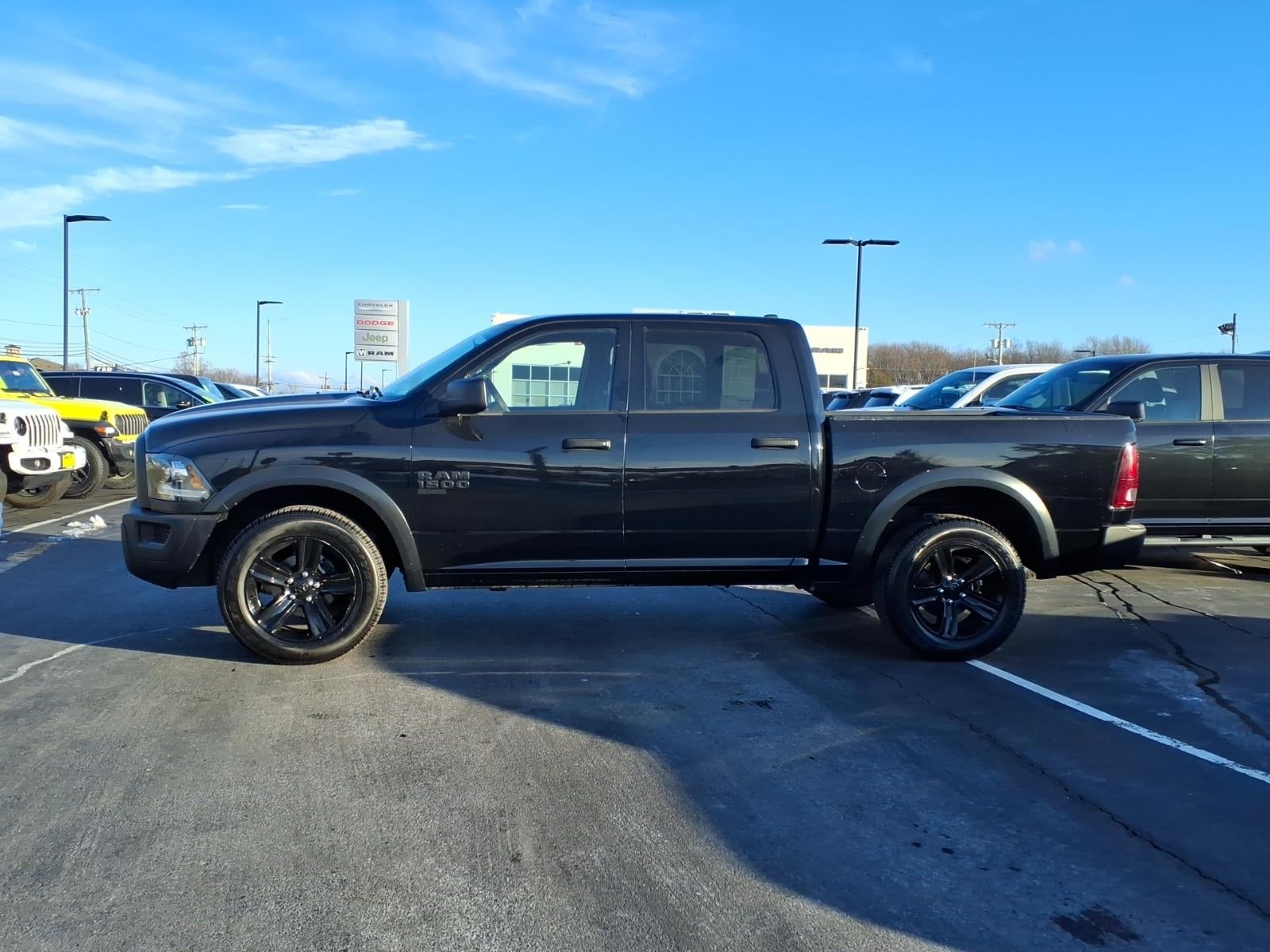 2024 RAM 1500 Classic Warlock Crew Cab 4x4 5'7' Box