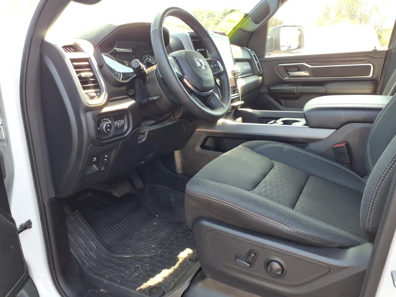 2025 RAM 1500 Big Horn Crew Cab 4x4 5'7' Box