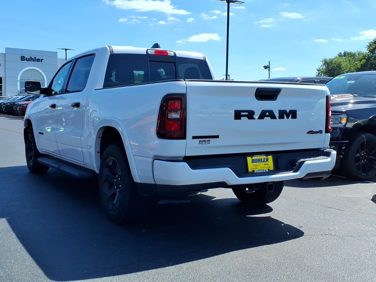 2025 RAM 1500 Big Horn Crew Cab 4x4 5'7' Box
