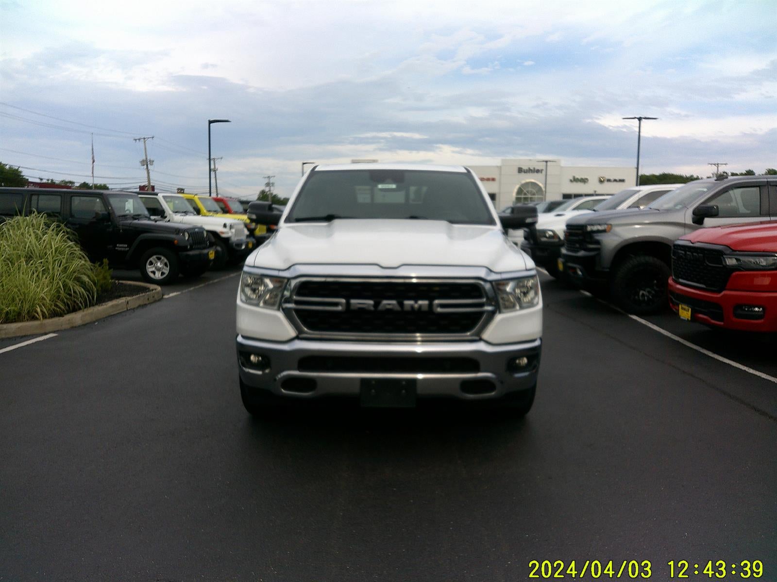 2022 RAM 1500 Big Horn Crew Cab 4x4 5'7' Box