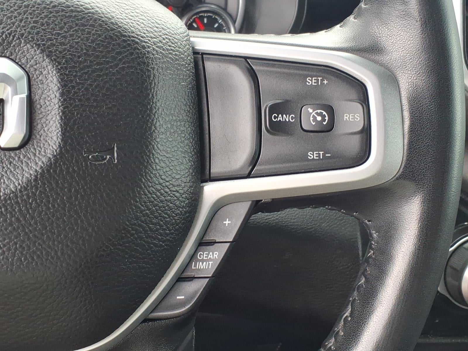 2022 RAM 1500 Big Horn Crew Cab 4x4 5'7' Box