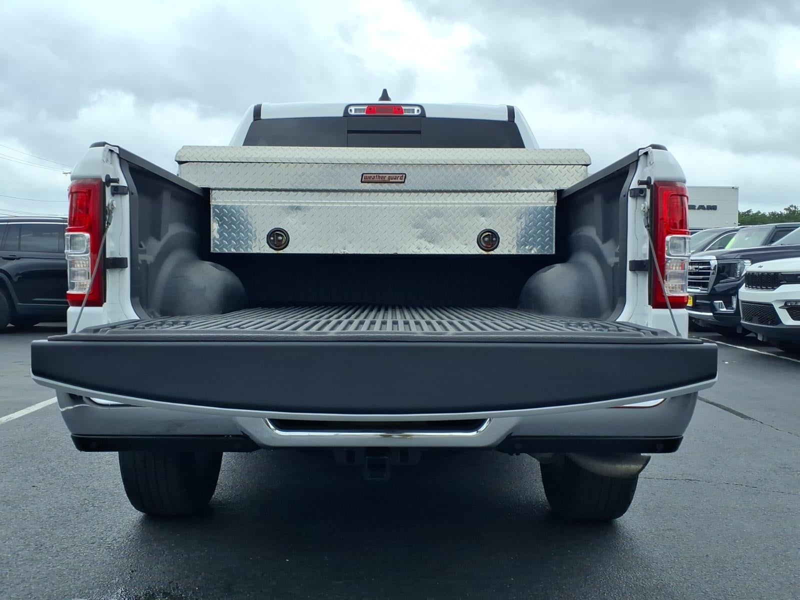 2022 RAM 1500 Big Horn Crew Cab 4x4 5'7' Box