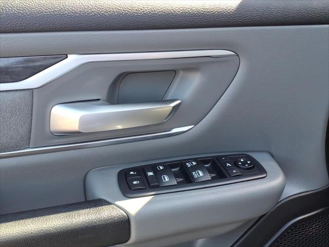 2019 RAM 1500 Big Horn/Lone Star Crew Cab 4x4 5'7' Box