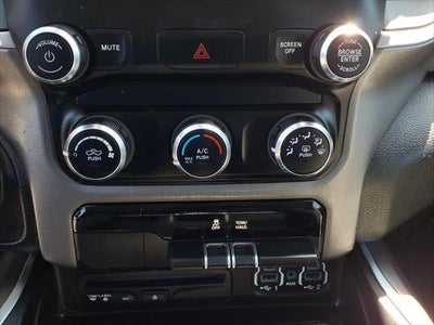 2019 RAM 1500 Big Horn/Lone Star Crew Cab 4x4 5'7' Box