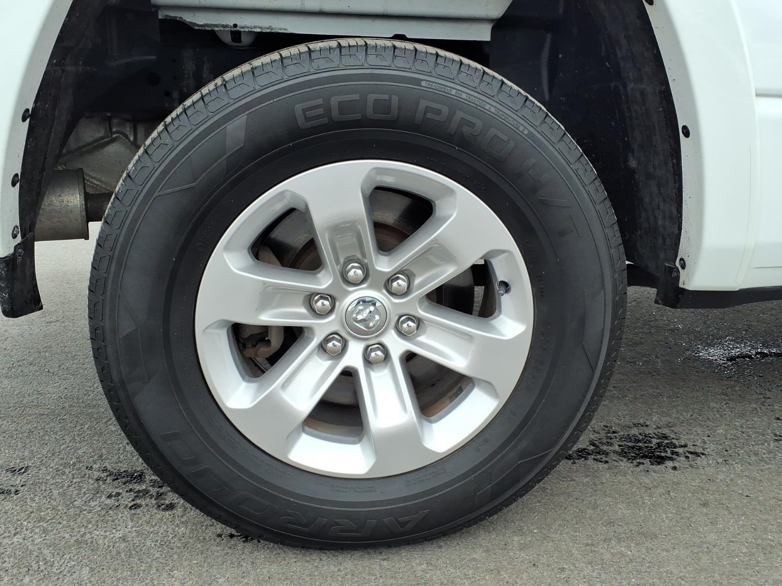 2020 RAM 1500 Laramie Quad Cab 4x4 6'4' Box