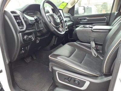 2020 RAM 1500 Laramie Quad Cab 4x4 6'4' Box