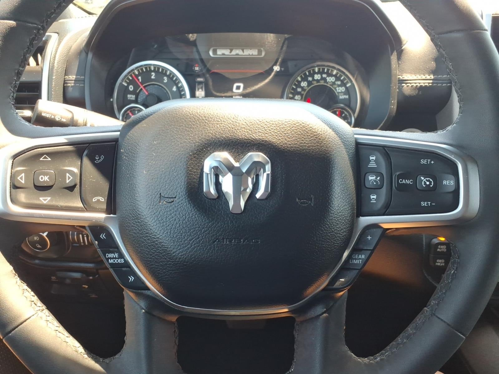 2025 RAM 1500 Big Horn Crew Cab 4x4 5'7' Box