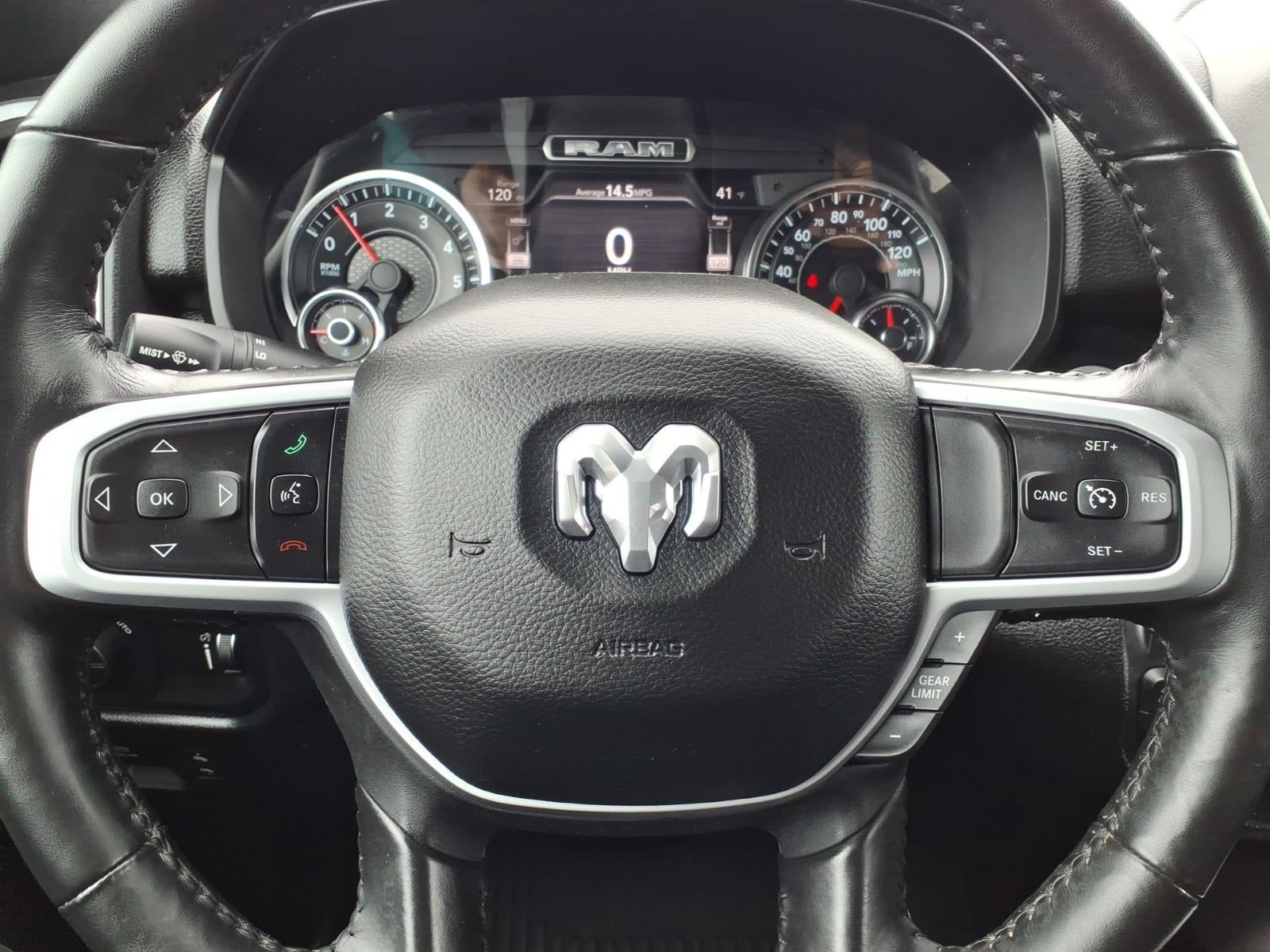 2020 RAM 1500 Big Horn Crew Cab 4x4 5'7' Box