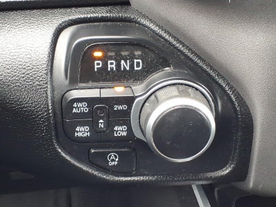 2020 RAM 1500 Big Horn Crew Cab 4x4 5'7' Box