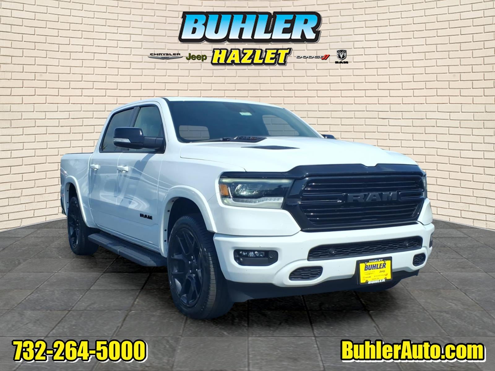2022 RAM 1500 Laramie Crew Cab 4x4 5'7' Box