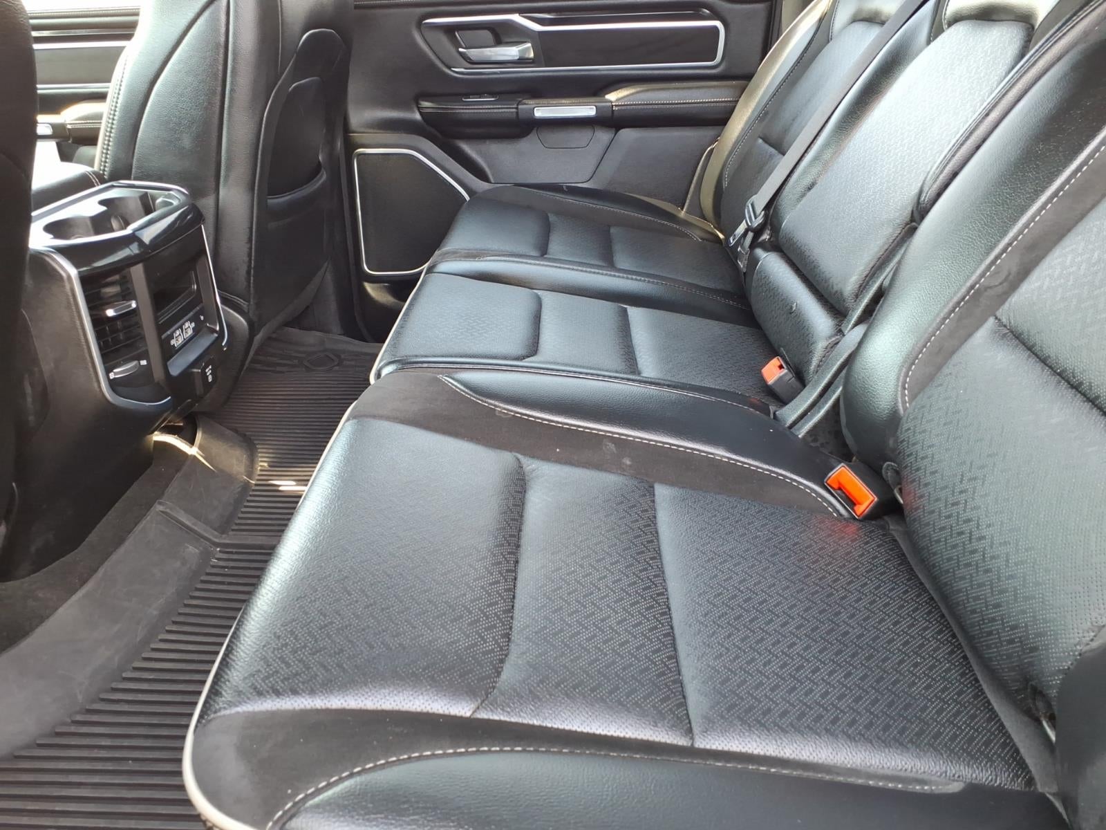 2022 RAM 1500 Laramie Crew Cab 4x4 5'7' Box