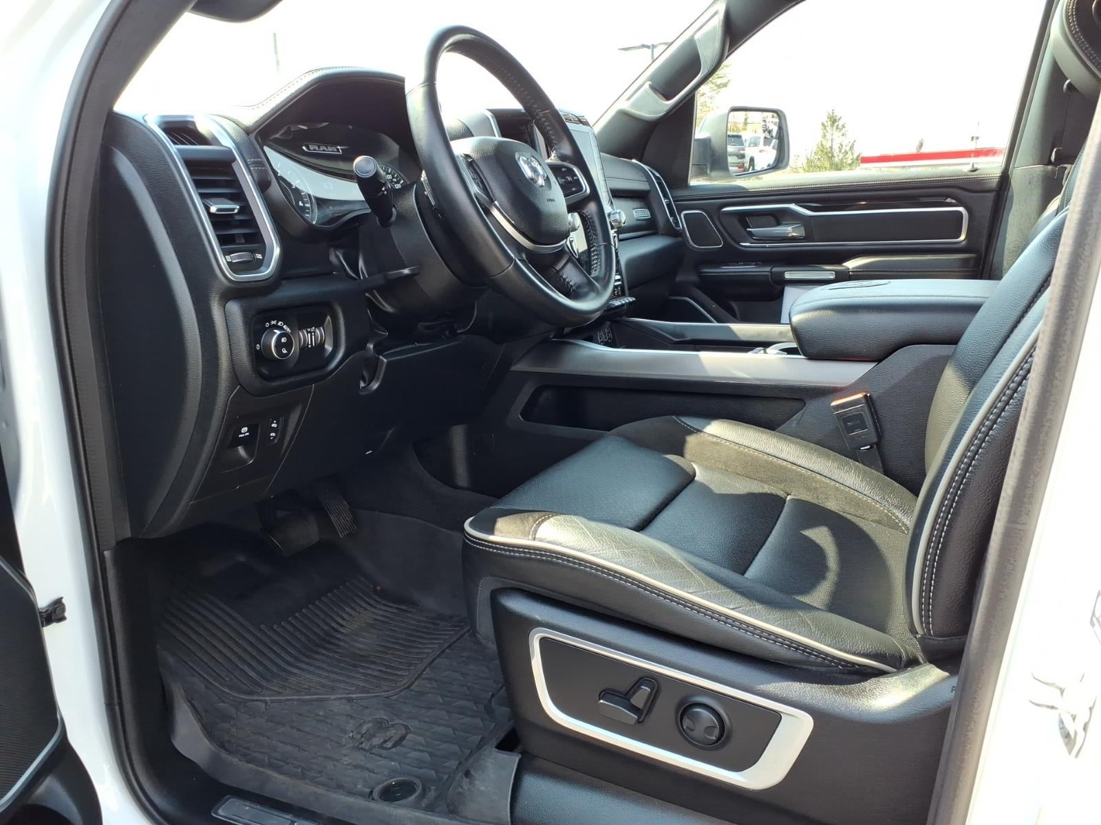 2022 RAM 1500 Laramie Crew Cab 4x4 5'7' Box