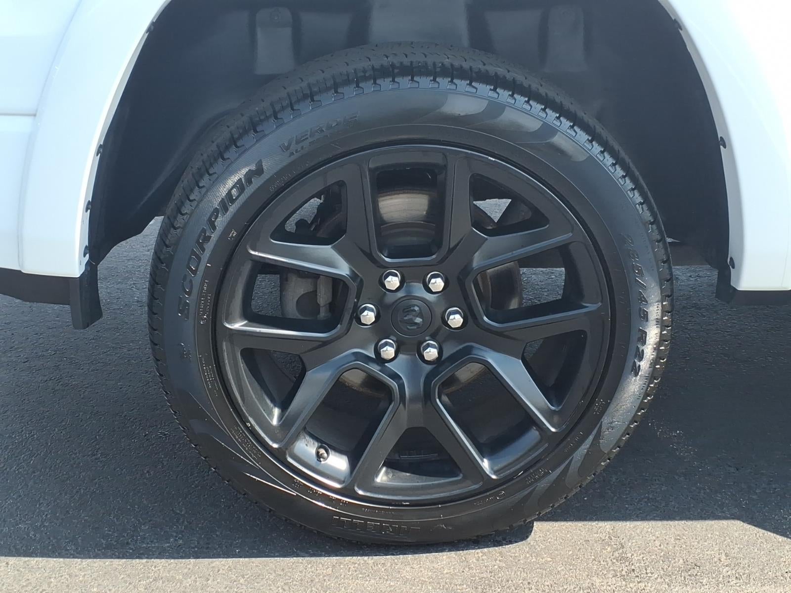 2022 RAM 1500 Laramie Crew Cab 4x4 5'7' Box
