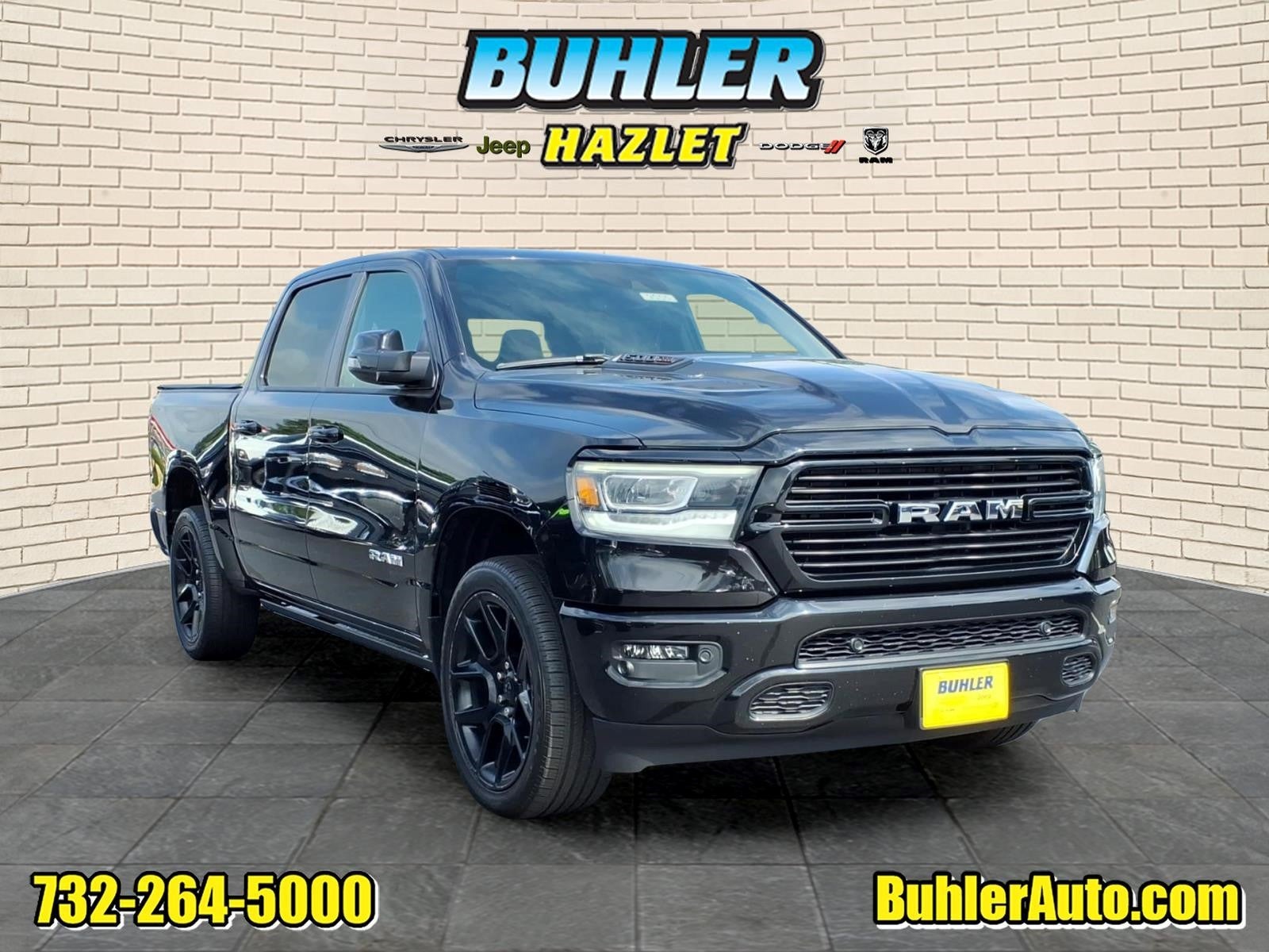 2023 RAM 1500 Laramie Crew Cab 4x4 5'7' Box