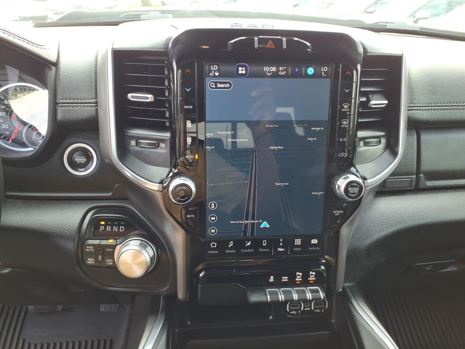 2023 RAM 1500 Laramie Crew Cab 4x4 5'7' Box