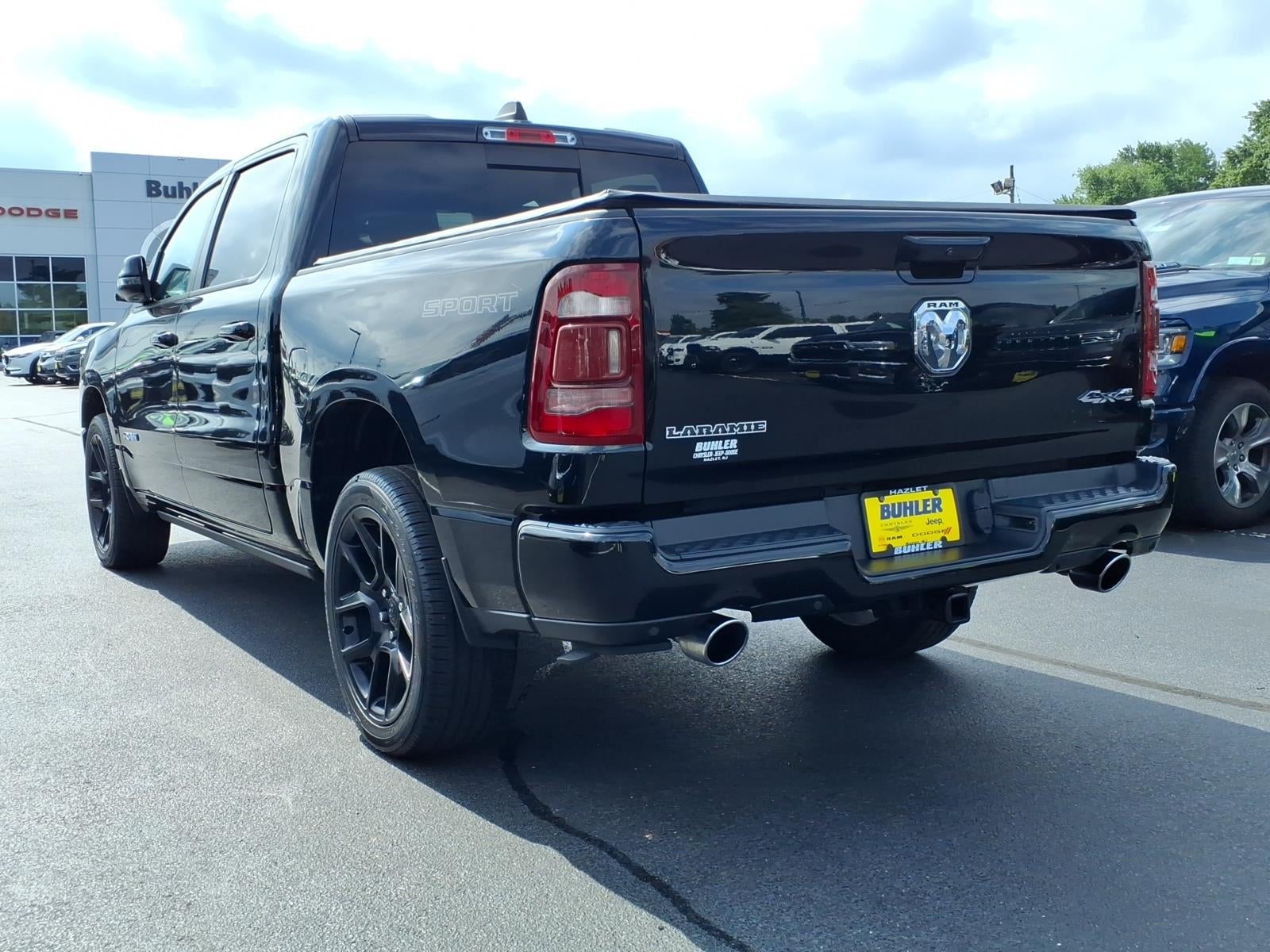 2023 RAM 1500 Laramie Crew Cab 4x4 5'7' Box