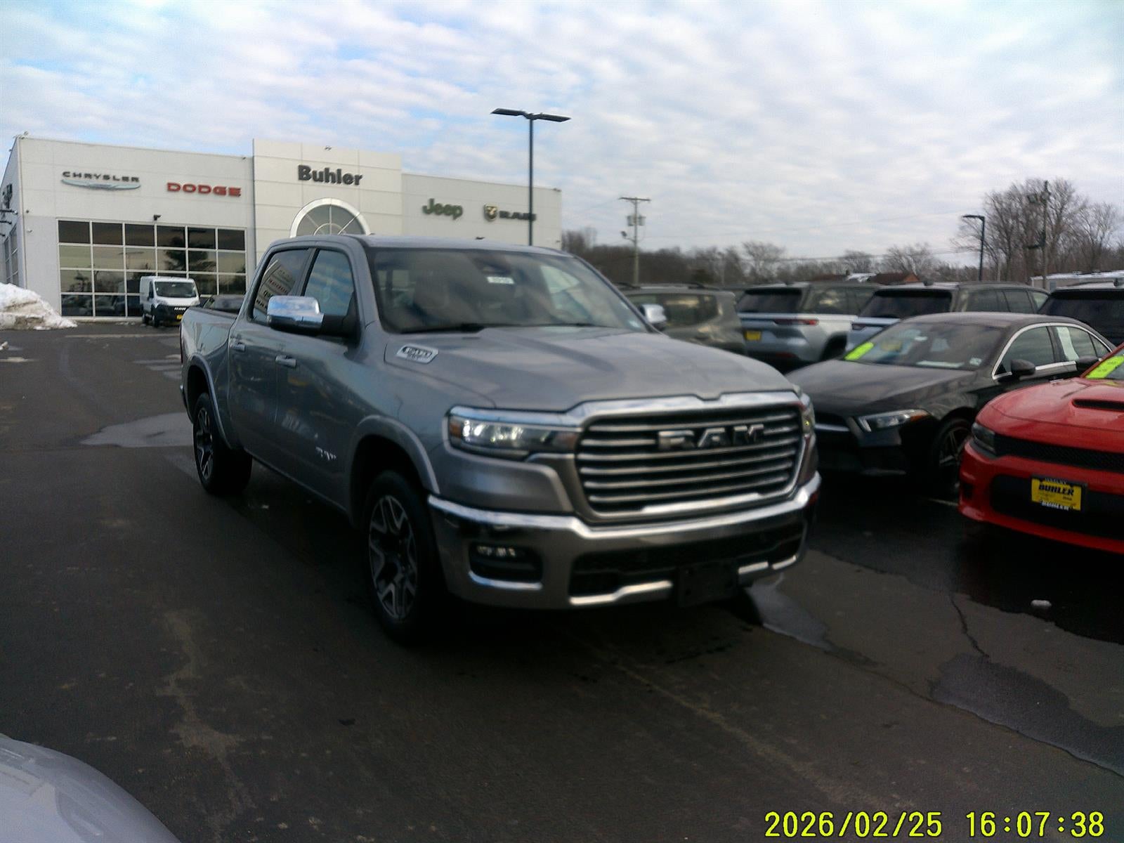 2025 RAM 1500 Laramie Crew Cab 4x4 5'7' Box