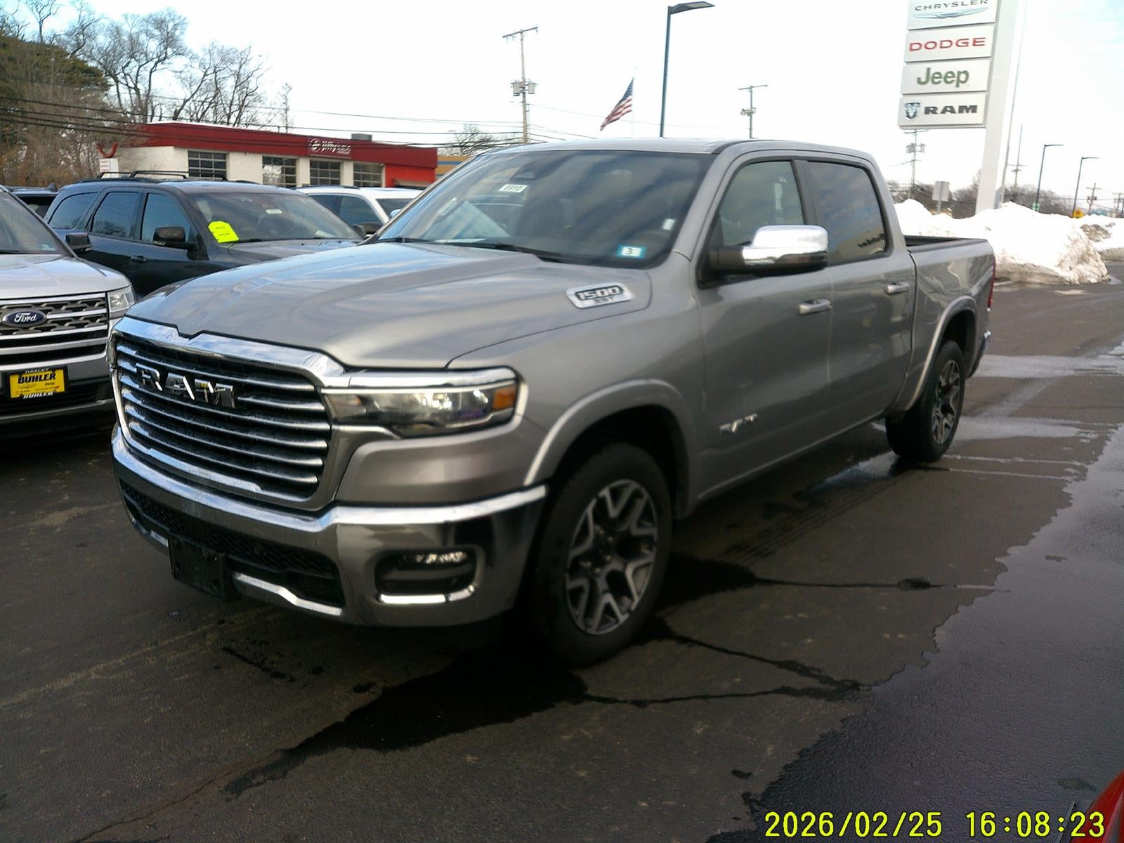 2025 RAM 1500 Laramie Crew Cab 4x4 5'7' Box