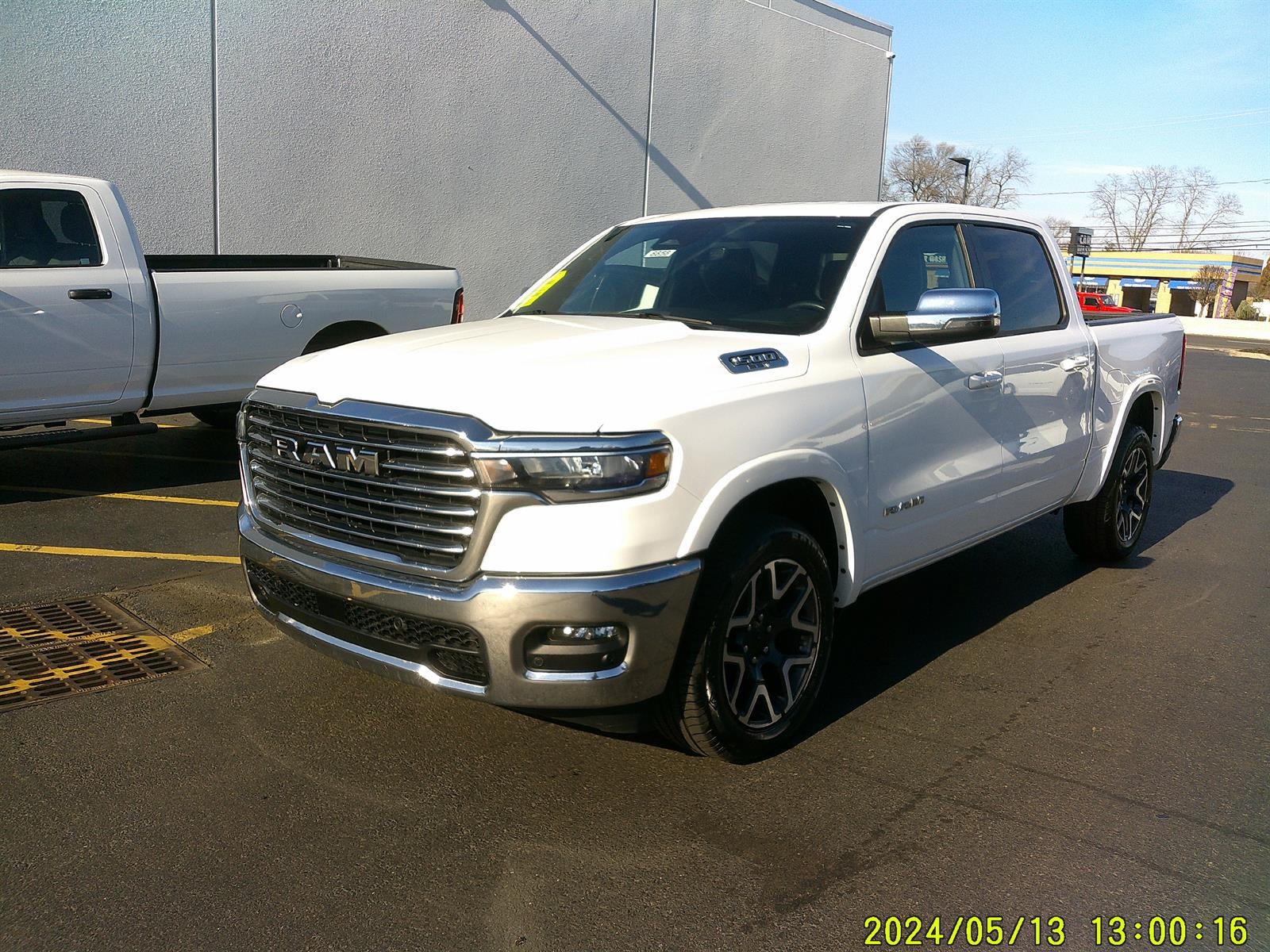 2025 RAM 1500 Laramie Crew Cab 4x4 5'7' Box