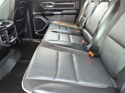 2020 RAM 1500 Laramie Crew Cab 4x4 5'7' Box