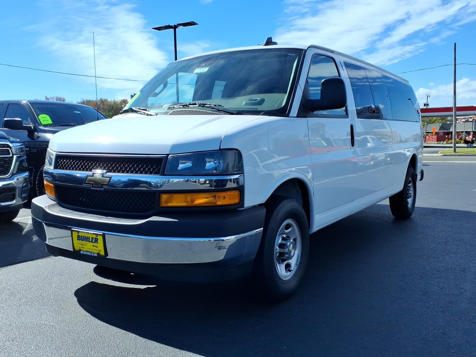 2025 Chevrolet Express Passenger RWD 3500 Extended Wheelbase LT