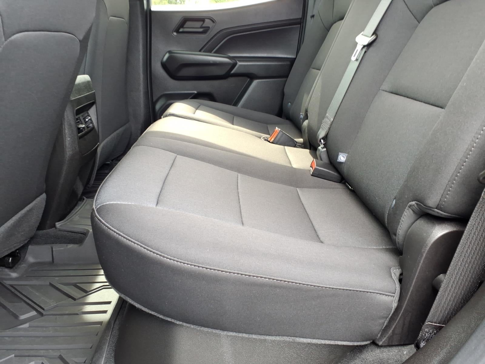 2023 Chevrolet Colorado 4WD Crew Cab Short Box WT