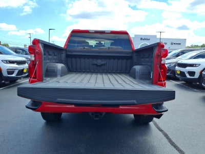 2021 Chevrolet Silverado 1500 4WD Double Cab Standard Bed Custom