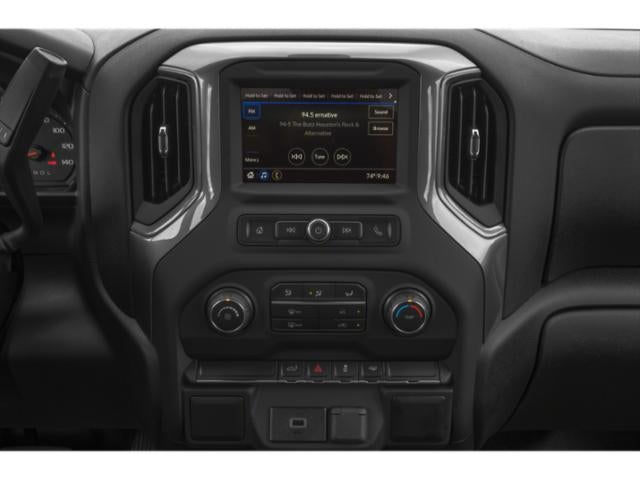 2021 Chevrolet Silverado 1500 4WD Double Cab Standard Bed Custom