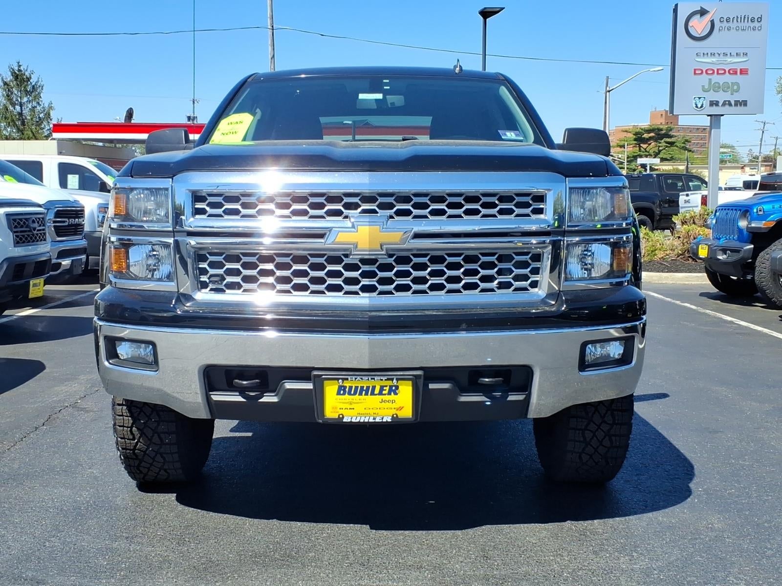 Used 2014 Chevrolet Silverado 1500 LT with VIN 1GCUKREC0EF197100 for sale in Hazlet, NJ