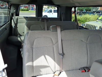 2026 GMC Savana Passenger 3500 Extended Wheelbase, LT, RWD