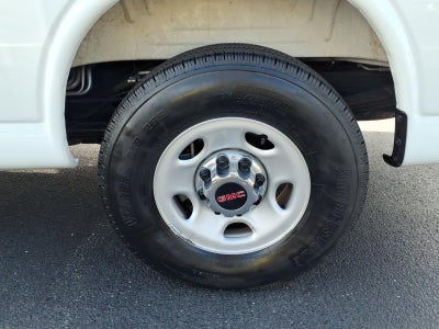 2026 GMC Savana Passenger 3500 Extended Wheelbase, LT, RWD