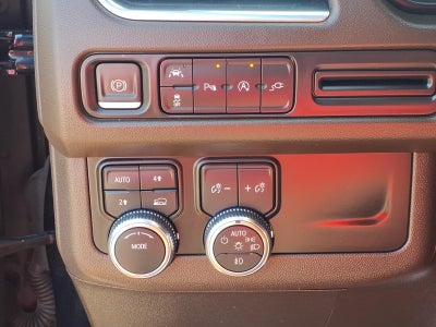 2021 GMC Yukon XL 4WD SLT