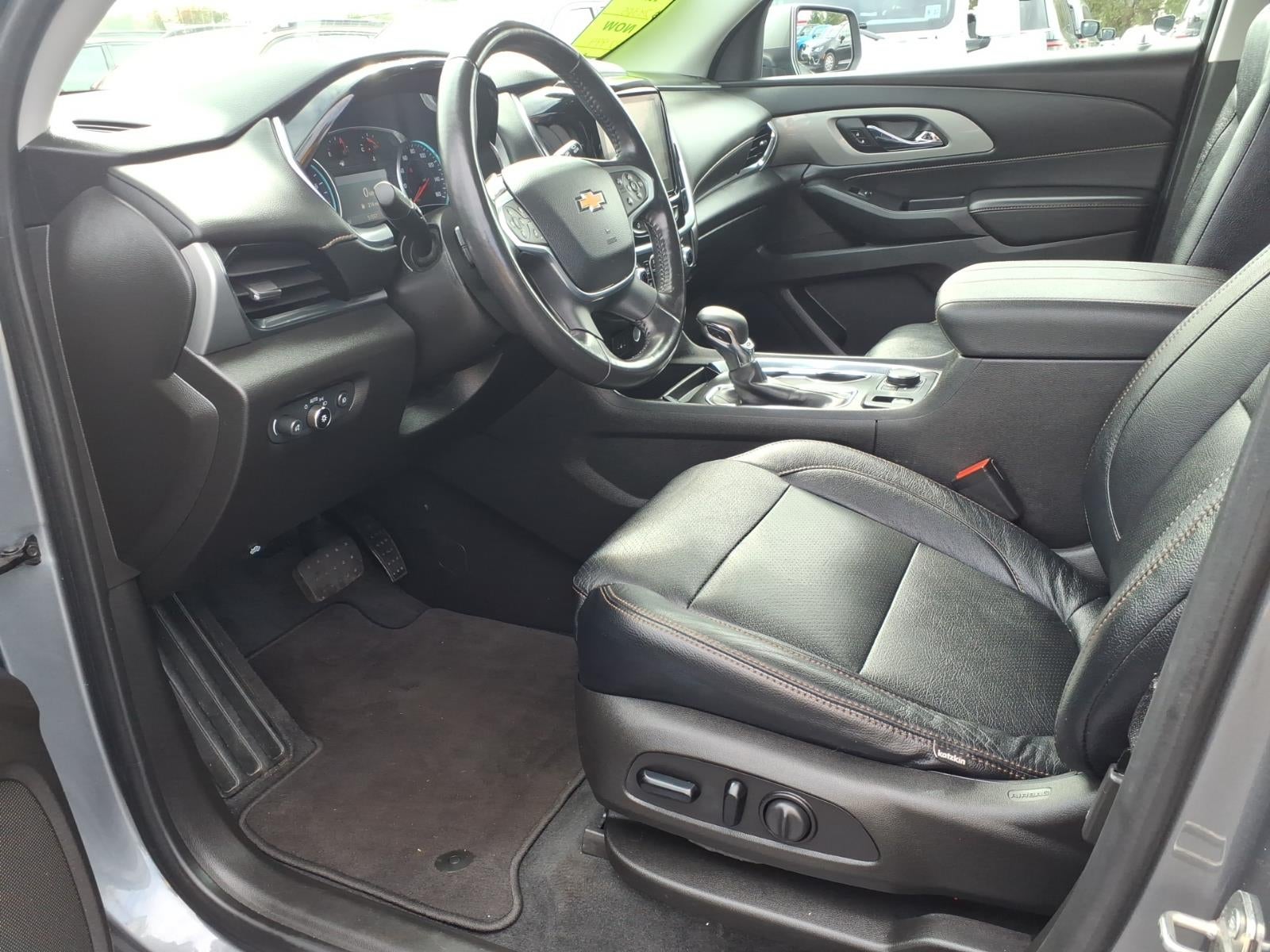 2021 Chevrolet Traverse AWD LT Cloth