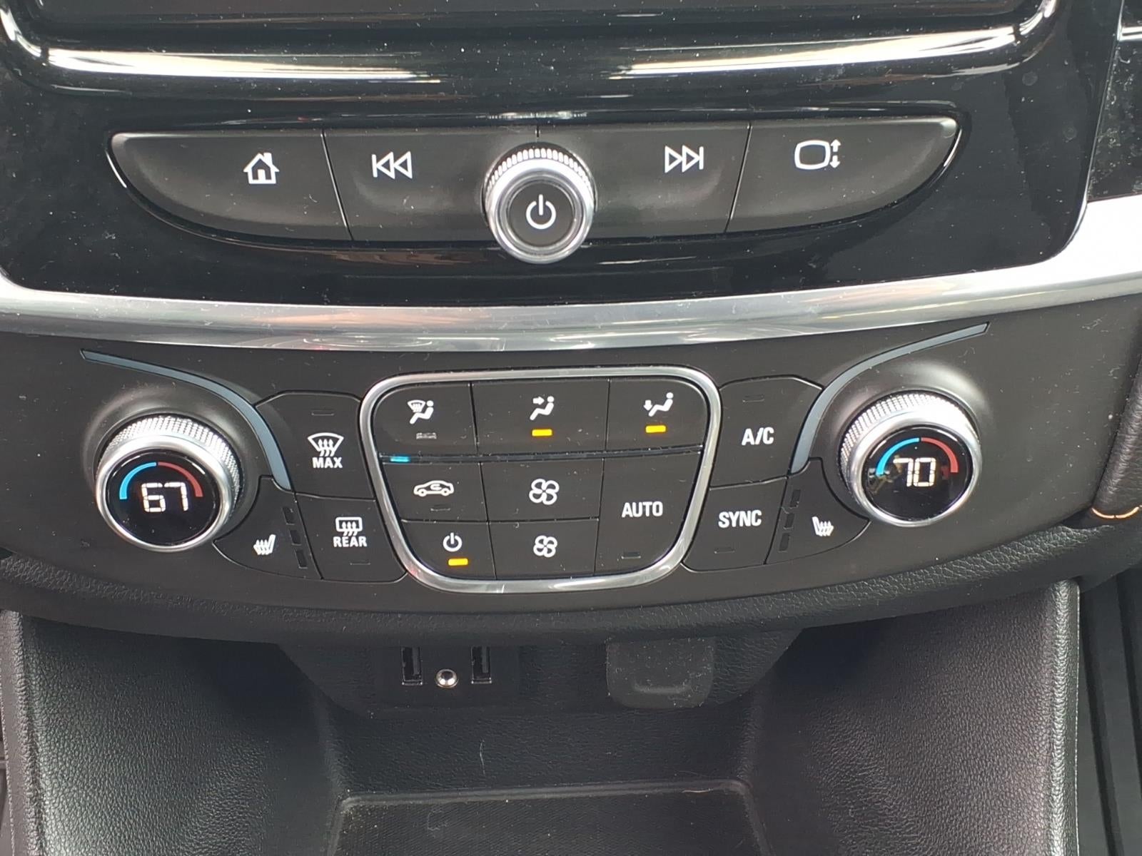 2020 Chevrolet Traverse AWD LT Cloth