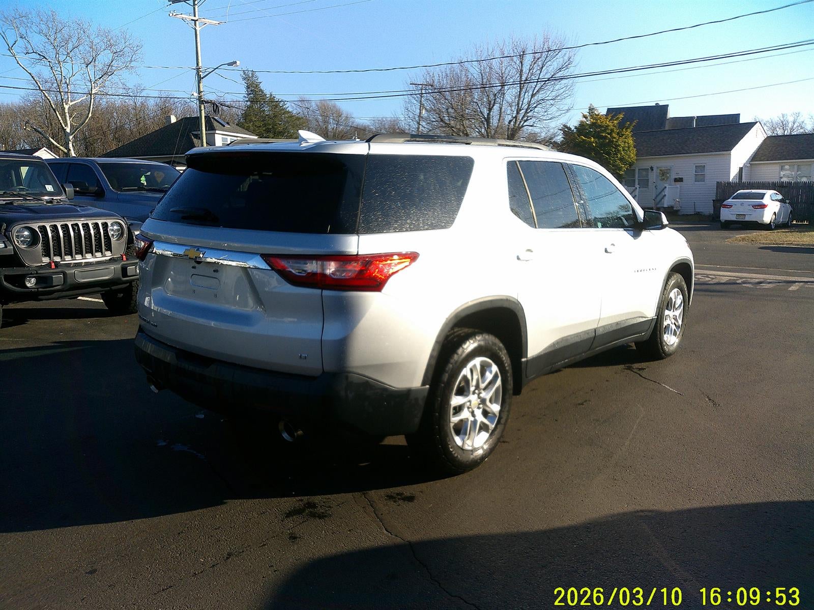 2020 Chevrolet Traverse AWD LT Cloth