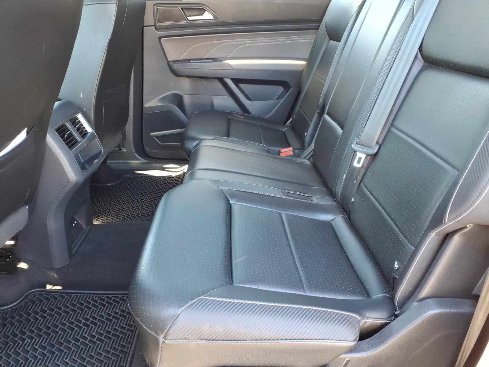 2021 Volkswagen Atlas Cross Sport 3.6L V6 SE w/Technology R-Line