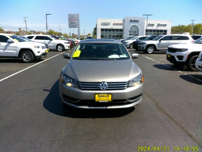 2013 Volkswagen Passat 2.5 SE w/Sunroof/Nav
