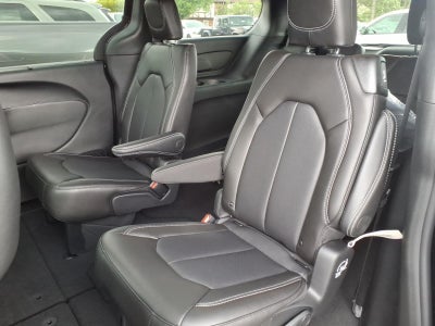 2027 Chrysler Pacifica PACIFICA SELECT