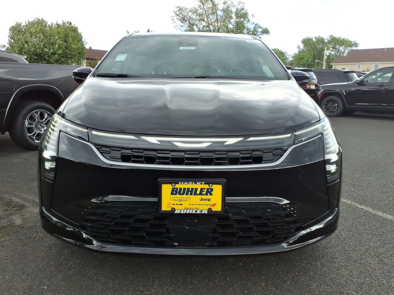 2027 Chrysler Pacifica PACIFICA SELECT
