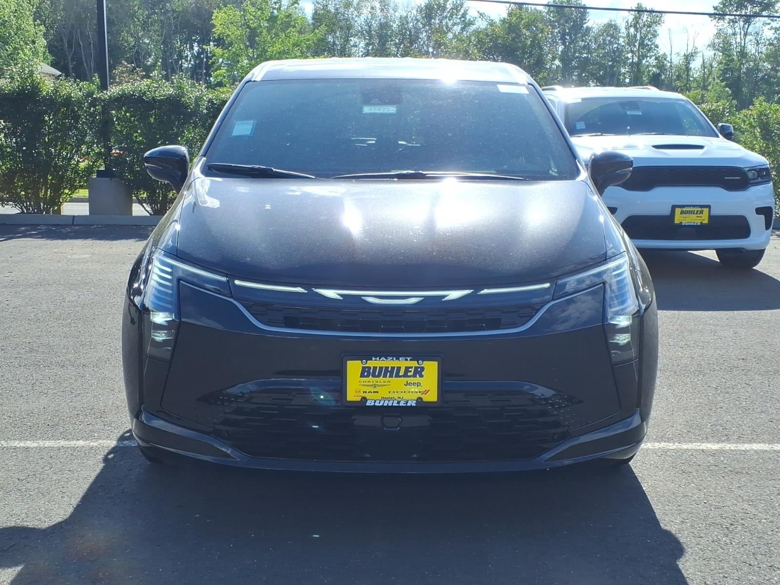 2027 Chrysler Pacifica PACIFICA SELECT