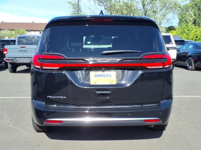 2027 Chrysler Pacifica PACIFICA SELECT