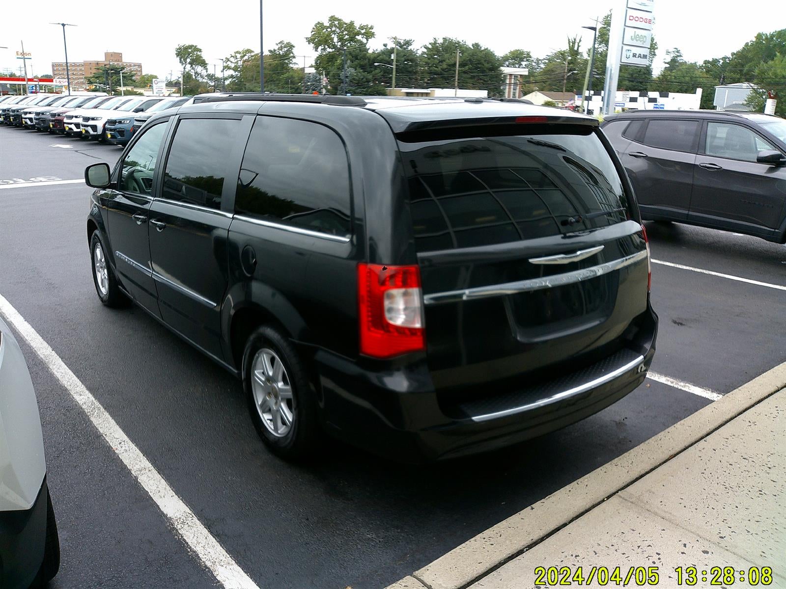 2012 Chrysler Town & Country Touring