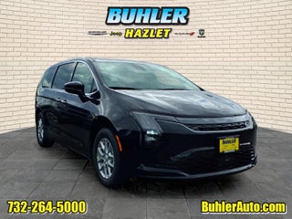 2027 Chrysler Pacifica PACIFICA SELECT