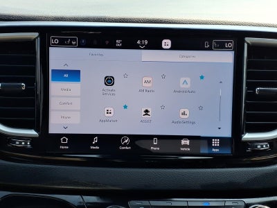 2026 Chrysler Pacifica Select