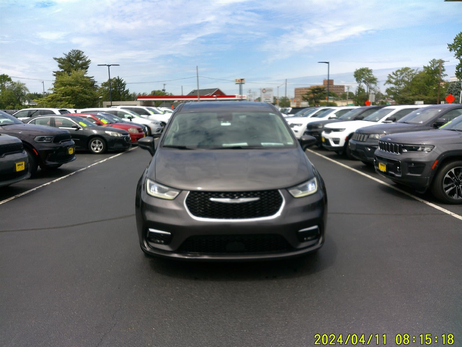 2023 Chrysler Pacifica Touring L