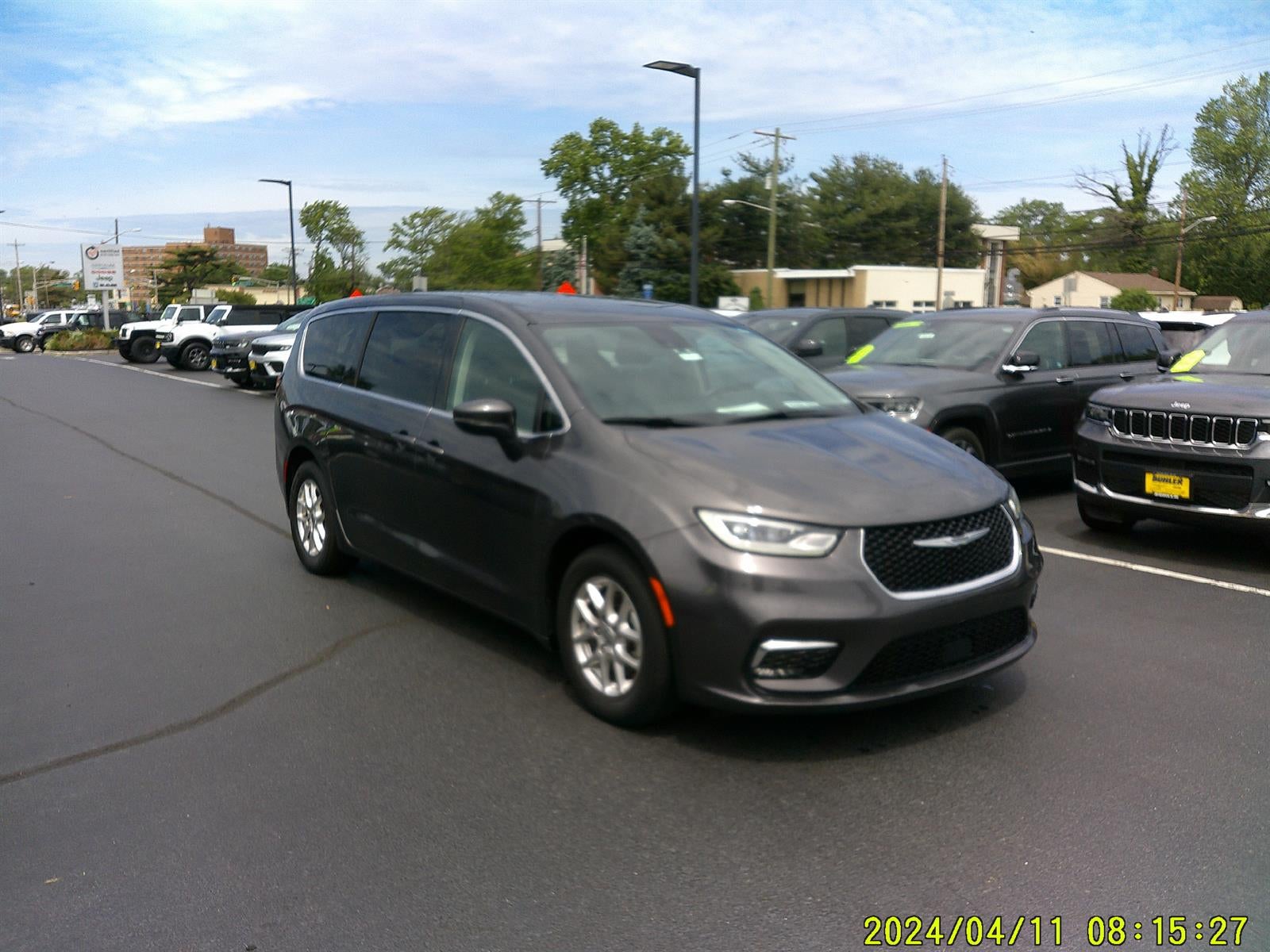 2023 Chrysler Pacifica Touring L