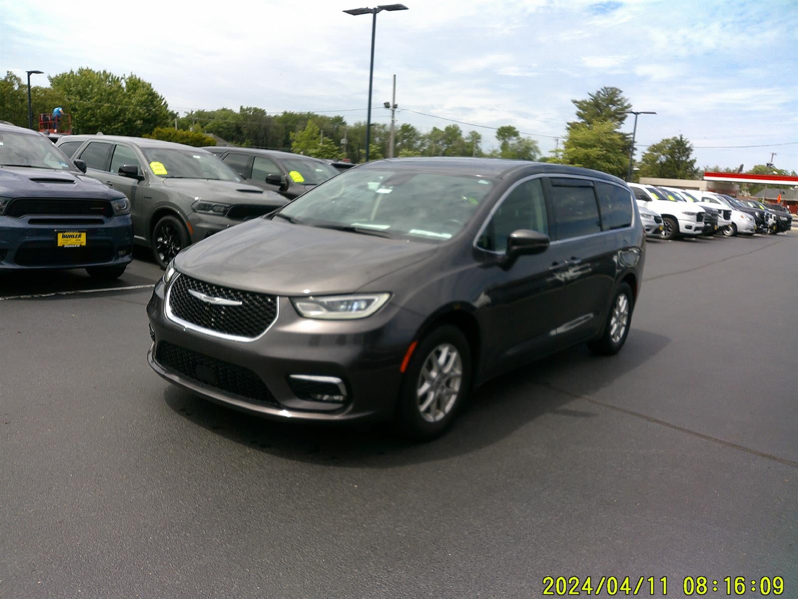 2023 Chrysler Pacifica Touring L