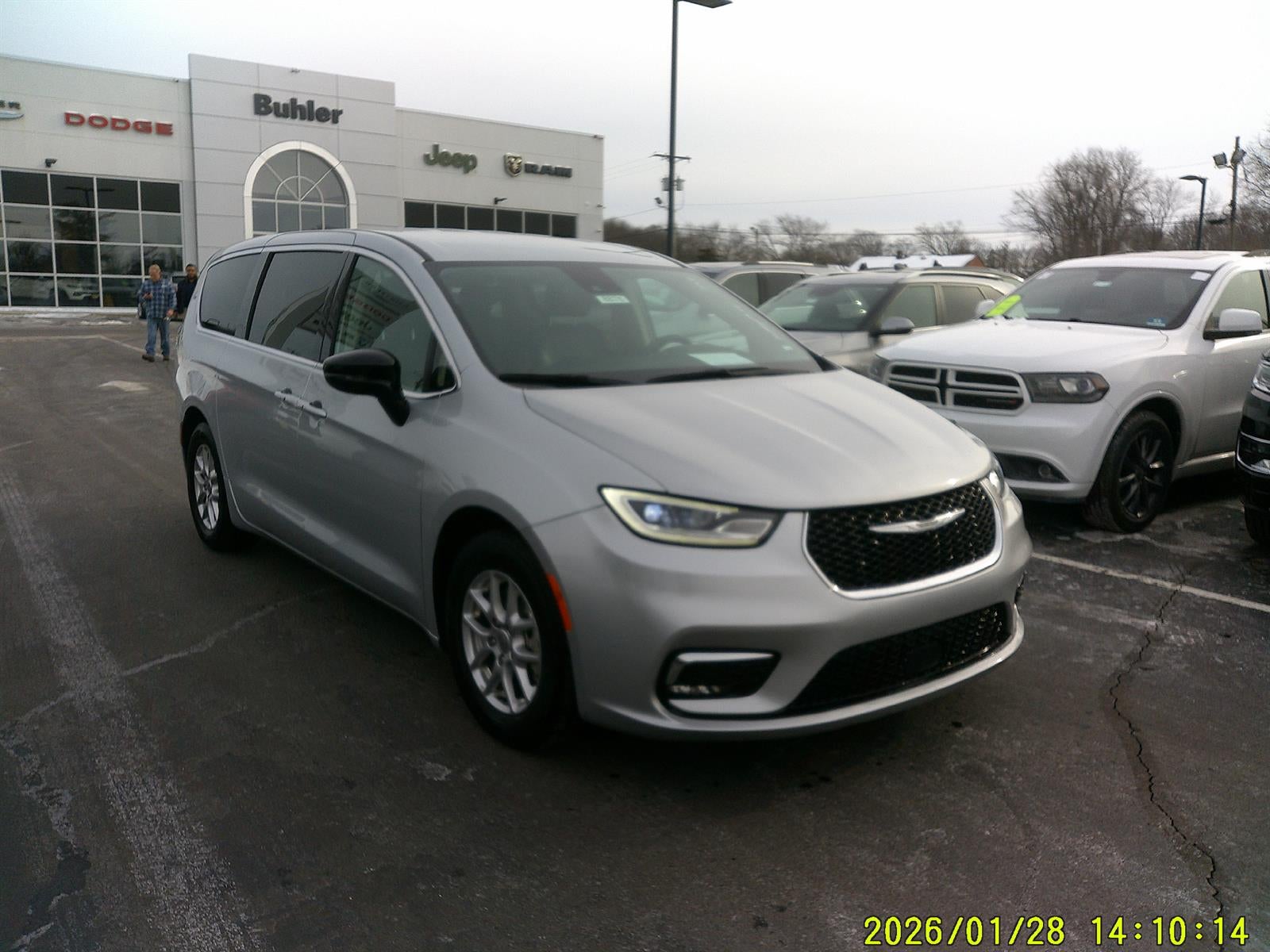 2024 Chrysler Pacifica Touring L